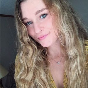 Meet your Posher, Chloee